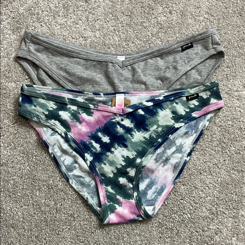 PINK Victoria’s Secret Set of 2 Panties